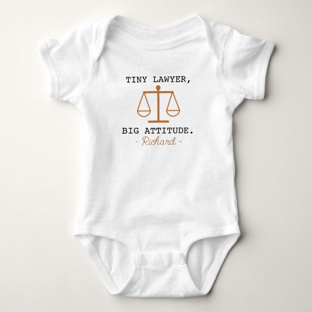 Lawyer Gender Reveal Tiny Lawyer Big Attitude Baby Strampler (Vorderseite)