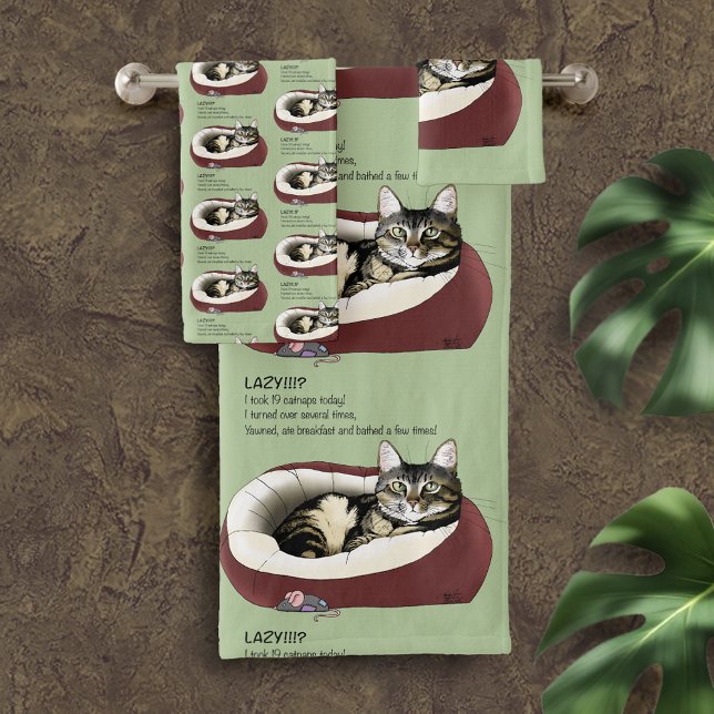Lazy Cat Bed Green Funny Badhandtuch Set (Von Creator hochgeladen)