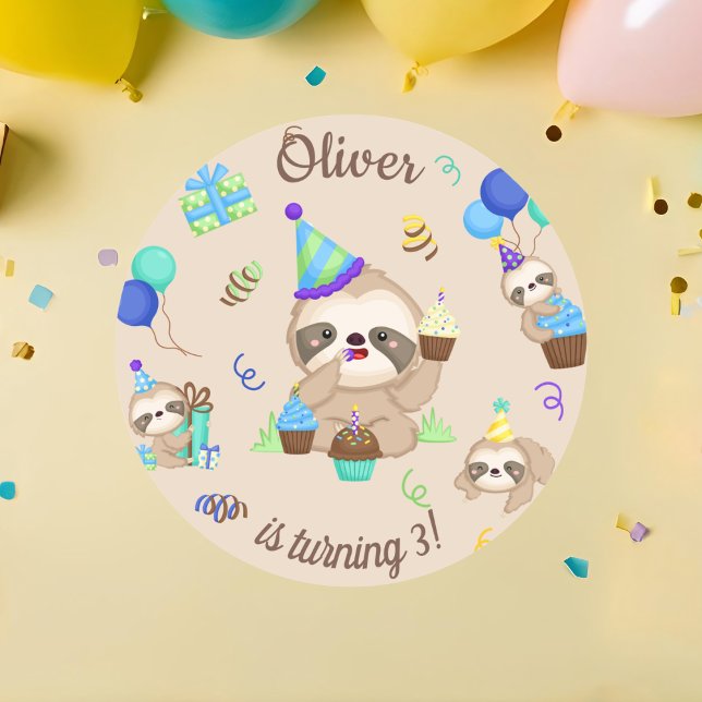 Lazy Day Cute Sloth Birthday Party Runder Aufkleber (Von Creator hochgeladen)
