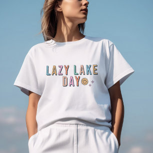 Lazy Lake Day Grafik T-Shirt