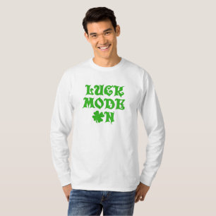 Lcuk-Modus auf dem T - Shirt