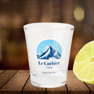Le Corbier Savoie Frankreich Skiferien Resort Schnapsglas