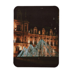 Le Louvre Magnet