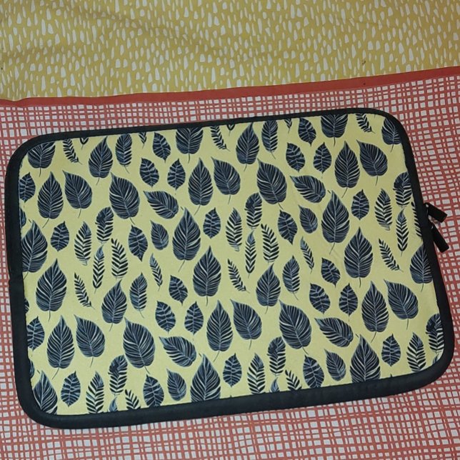 Leaf Muster Laptop Sleeve (Von Creator hochgeladen)