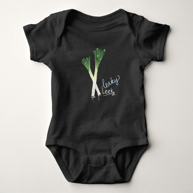 Leaky Leek Funny Pun Baby Shirt (Vorderseite)