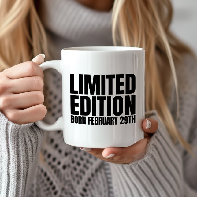 Leap Year Birthday Geboren 29. Februar Leap Day Kaffeetasse (Embrace your Leap Day birthday celebration with this cozy mug, perfect for savoring the moment!)
