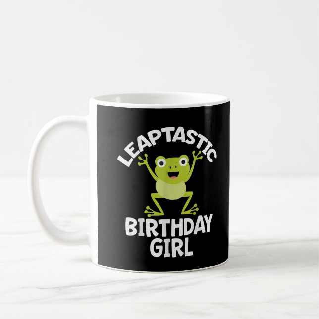 Leap Year Birthday Girl Funny Puff Kaffeetasse (Links)