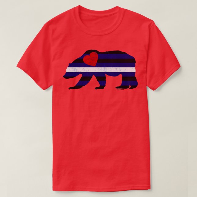 Leather Pride Bear mit Red Heart Bearly Brand T-Shirt (Design vorne)