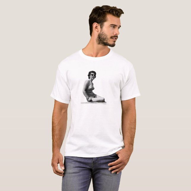 Leatrice Strandkanone T-Shirt (Vorne ganz)