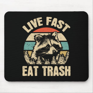 Lebe schnell, iss Müll, lustiger Waschbär, Camping Mousepad