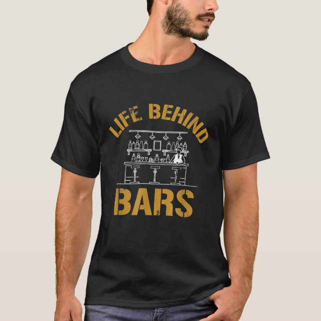 Leben hinter Bars Funny Barkeeper Prison Pun Mixol T-Shirt (Vorderseite)