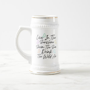 Leben im Sonnenschein Schwimmen im Meer Bierglas