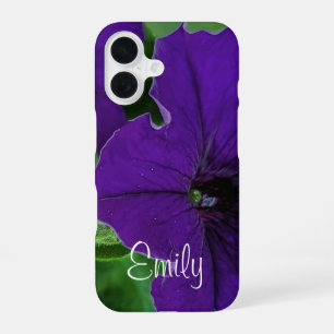 Lebendige dunkelviolette Blumenfoto mit elegantem iPhone 16 Hülle
