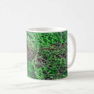 Lebendige grüne Waldmoos-Feinzweige-Textur-Foto Kaffeetasse