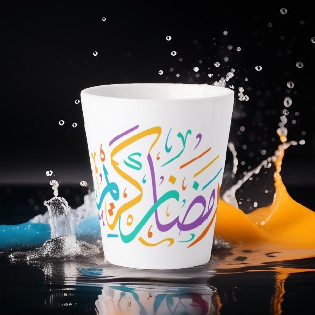 Lebendige Ramadan Kareem Arabische Kalligrafie Isl Milchtasse (Von Creator hochgeladen)