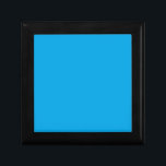Lebendige Sky Blue Color-Dekoration Benutzerfreund Erinnerungskiste<br><div class="desc">Dieses Sonderprodukt ist in einer lebendigen himmelblauen Akzent-Farbdekor für sich oder als Geschenk sicher, um einen Eindruck in den jeden Anlässen. Klicken Sie auf die Schaltfläche "Anpassen!" oder auf den Link, den Sie auf dieser Produktseite finden, um ein Set benutzerfreundlicher Designwerkzeuge anzuzeigen, mit denen Sie dieses Produkt anpassen können, wenn...</div>