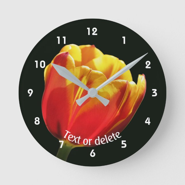 Lebendige Tulpenblume Personalisierte runde Uhr (Vorderseite)