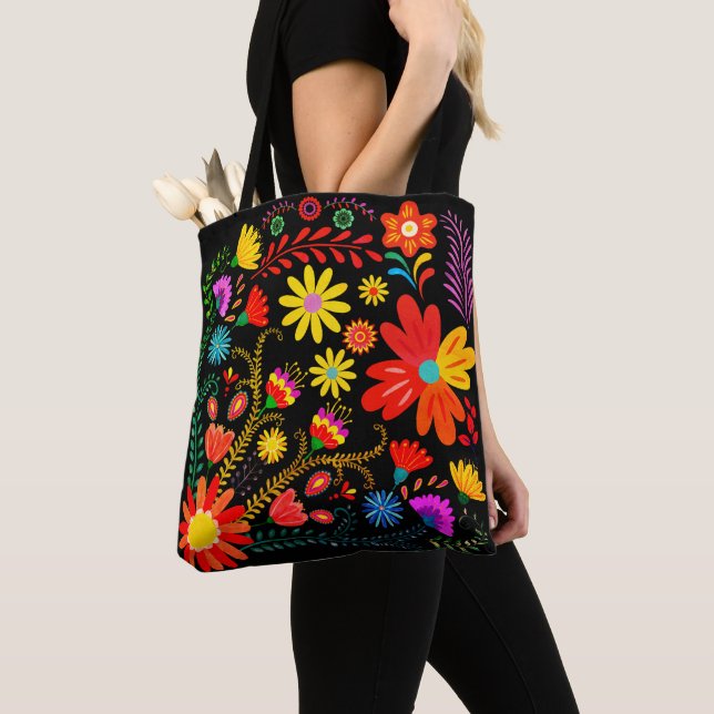 Lebendige Volkskunst Blumen – Farbige Boho-Blume  (Von Nahem)