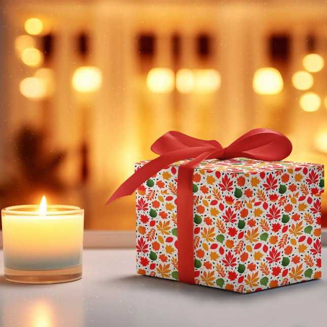 Lebendiger Herbst hinterlässt mehrfarbiges Muster Geschenkpapier (Vibrant Fall | Autumn Leaves Multi-Colored Pattern Wrapping Paper)