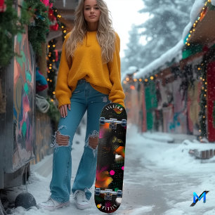 Lebendiges abstraktes Skateboard-Deck mit Neon und Skateboard