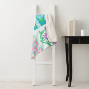 Lebendiges blühendes Blumen-Design Sherpadecke