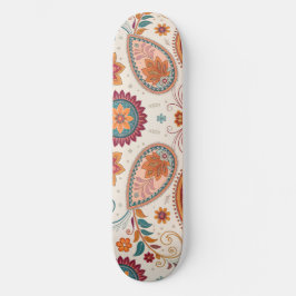 Lebendiges Boho-Paisley weißes Blumenmuster Skateboard