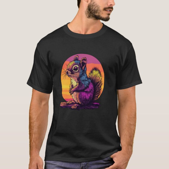 Lebendiges Eichhörnchen in Sonnenuntergangfarben T-Shirt (Vorderseite)