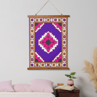 Lebendiges lila geometrisches Boho-Volksmuster Wandteppich Mit Holzrahmen