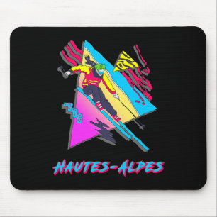 Lebendiges Skivergnügen in Hautes-Alpes Retro-Ski Mousepad