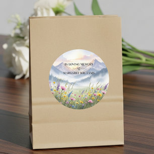 Lebensfeier Wildblumen Berge Runder Aufkleber