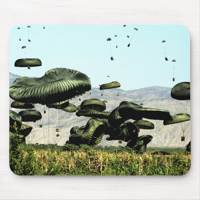 Lebensmittel- und Wassermengen werden in Luft geli Mousepad (Vorne)