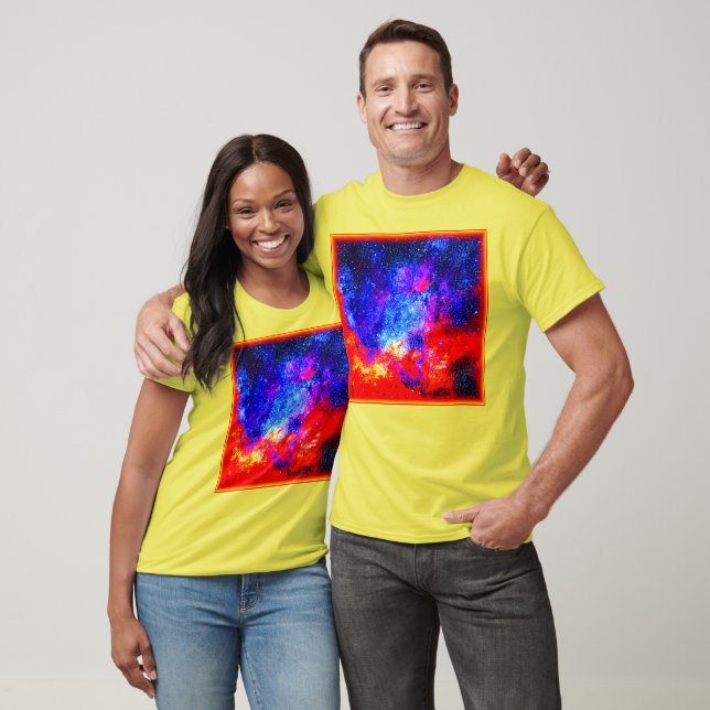 Lebhafte Farben Nebulae. Jetzt kaufen T-Shirt (Unisex)