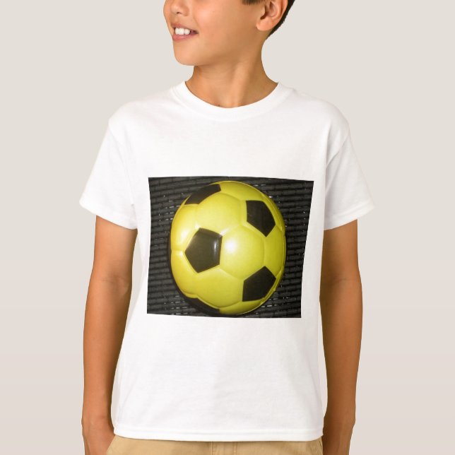 Lebhafte Gelb- und Schwarzfußballkunst T-Shirt (Vorderseite)