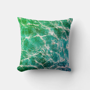 Lebhafte Harmonie: mehrfarbiges Design Kissen