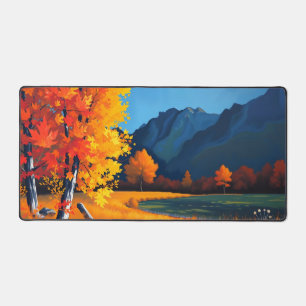 Lebhafte Herbst-Waldschreibmatte mit blauen Bergen Schreibtischunterlage