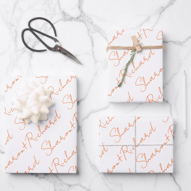Lebhafte orangefarbene Schriftzeichen Hochzeit Geschenkpapier Set (Vorderseite)