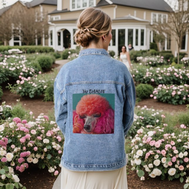 Lebhafte Pink Standard Poodle & Long Eyelashes Jeansjacke (Hochzeit Rückseite)