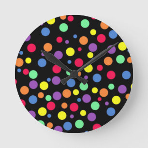 Lebhafte Polka-Punkte Runde Wanduhr