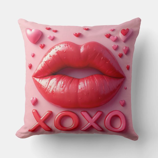 Lebhafte rote Lippen mit XOXO-Design Kissen (Vorderseite)