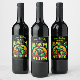 Lebhafte Sonnenuntergangsrahmen Grüne Alien Weinetikett