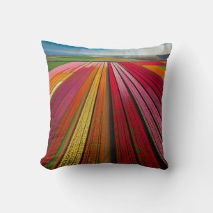 Lebhafte Tulip-Felder in voller Blüte - Luftlande Kissen