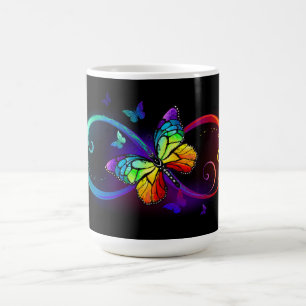 Lebhafte Unendlichkeit mit Regenbogenschmetterling Kaffeetasse