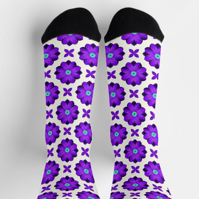 Lebhafte violette Blumen und Leaf-Motive Socken (Oben)