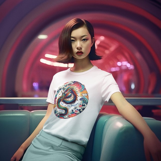 Lebhafter Anime-Drache: Mondneues Jahr 2024 T-Shirt (Von Creator hochgeladen)