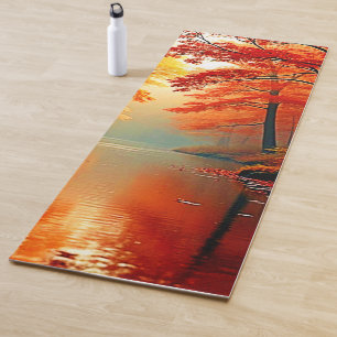 Lebhafter Fluss im Herbst Gold Design Yogamatte