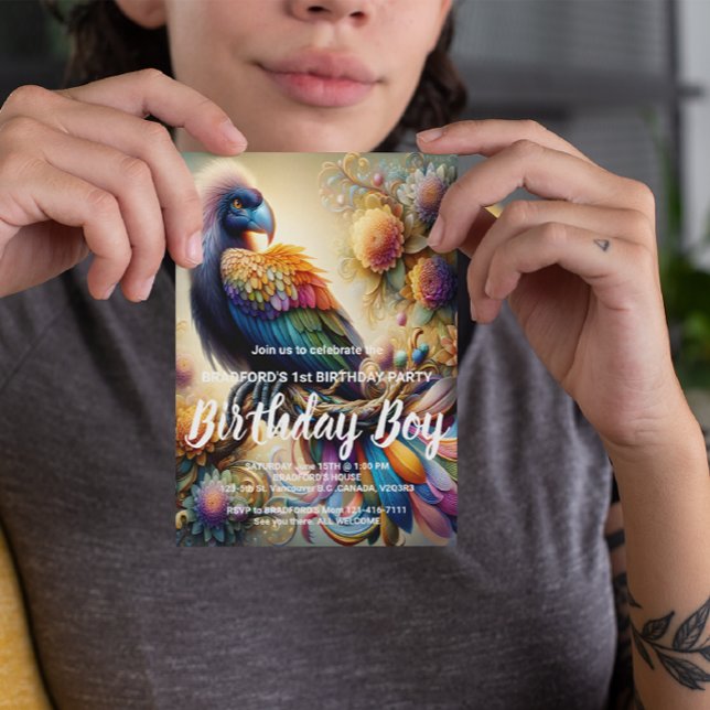 Lebhafter, gefederter Kondor, der sich in der Zwei Postkarte (Von Creator hochgeladen)