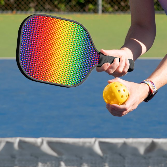 Lebhafter Pop Art Rainbow Brillen und farbenfroh e Pickleball Schläger (InSitu)