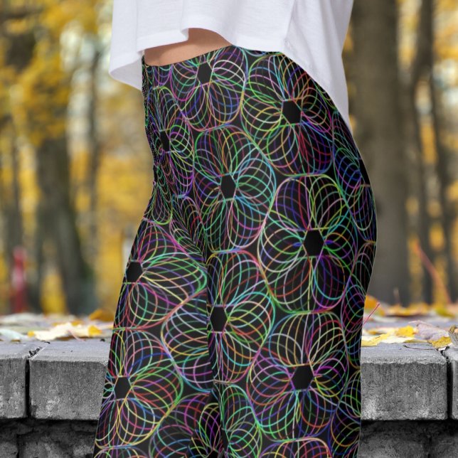 Lebhaftes graues, zyklisches Chaos-Muster Leggings (Black Cyclic Chaos)