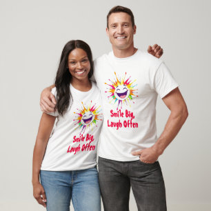Lebhaftes Happy Face mit Farbschlauch T-Shirt