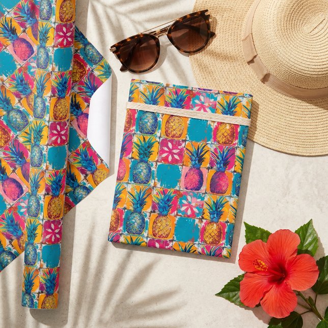 Lebhaftes Tile mit kühlen und farbenfrohen Ananas Geschenkpapier (Von Creator hochgeladen)